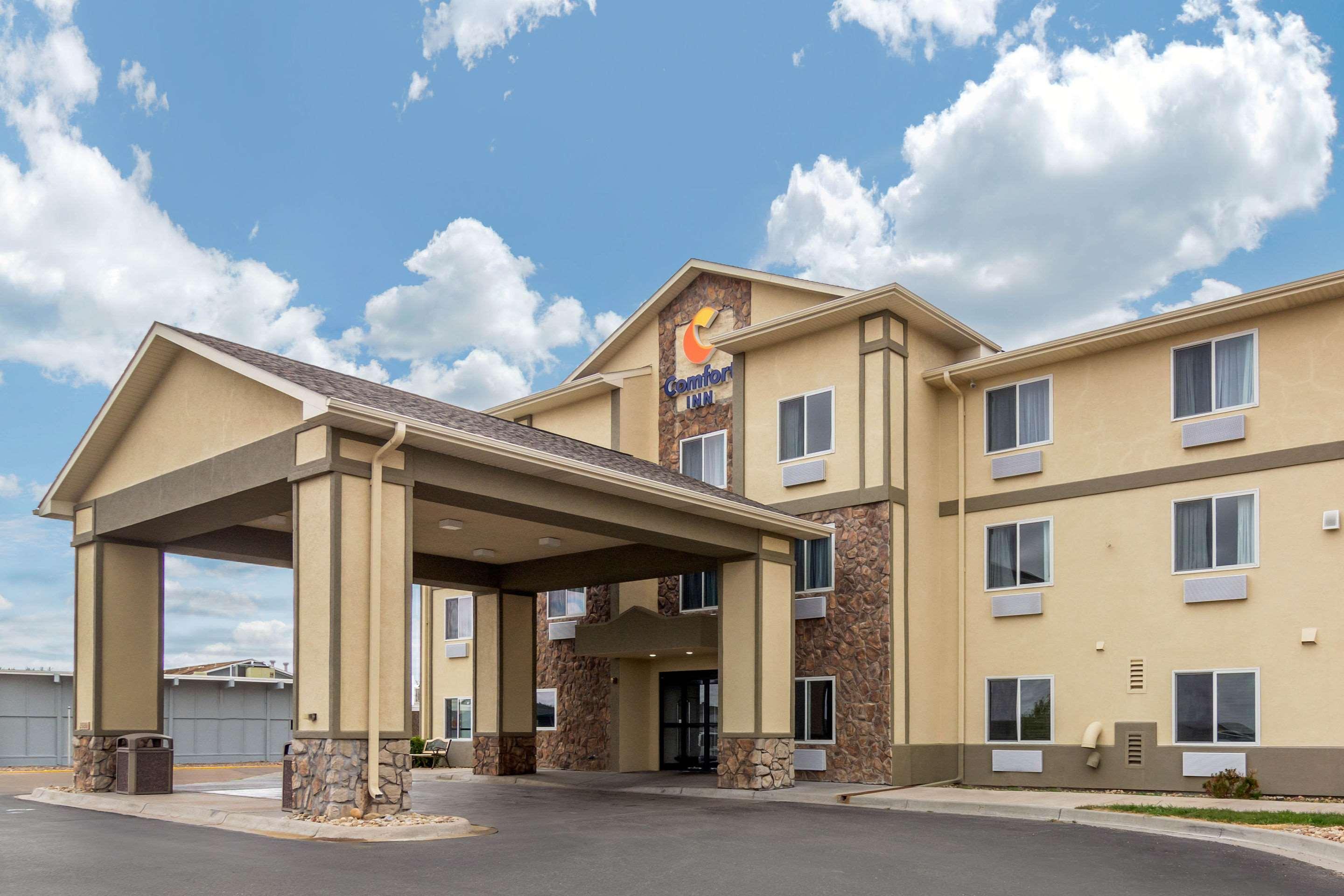 Comfort Inn & Suites Sterling Bagian luar foto