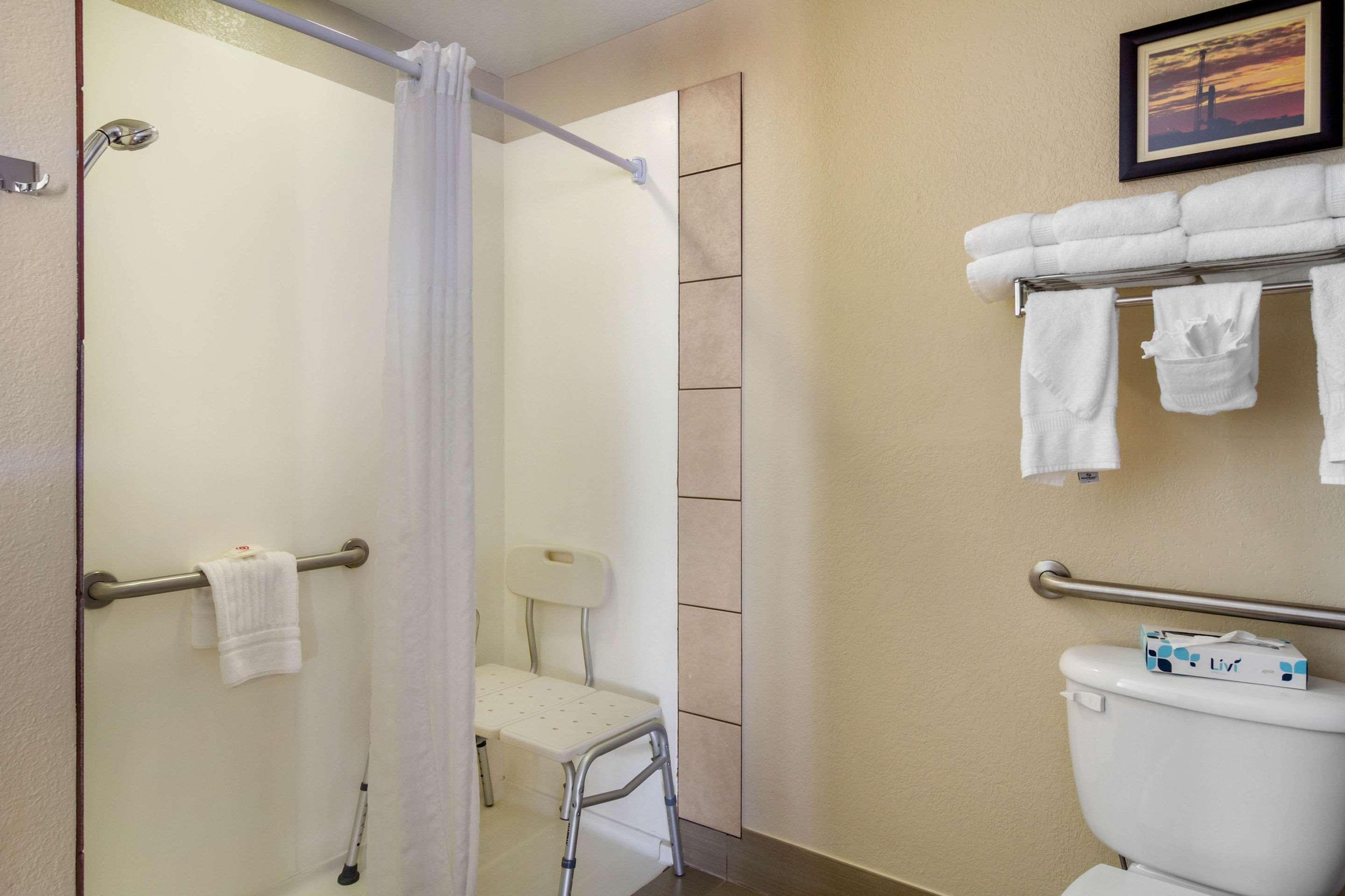 Comfort Inn & Suites Sterling Bagian luar foto