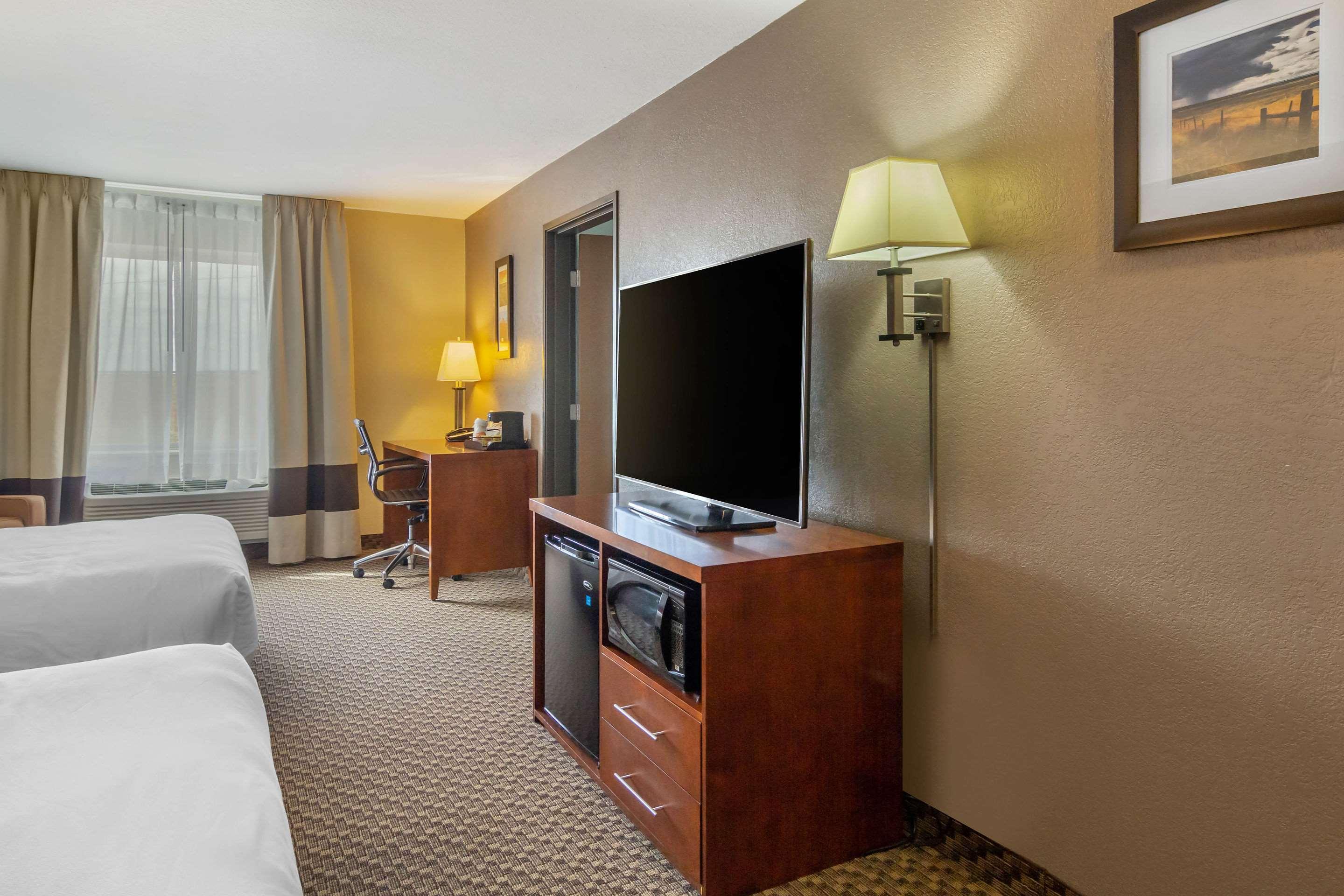 Comfort Inn & Suites Sterling Bagian luar foto