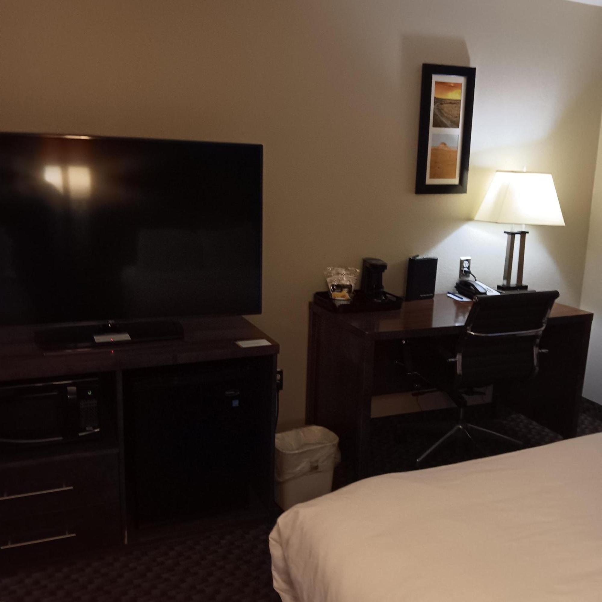 Comfort Inn & Suites Sterling Bagian luar foto