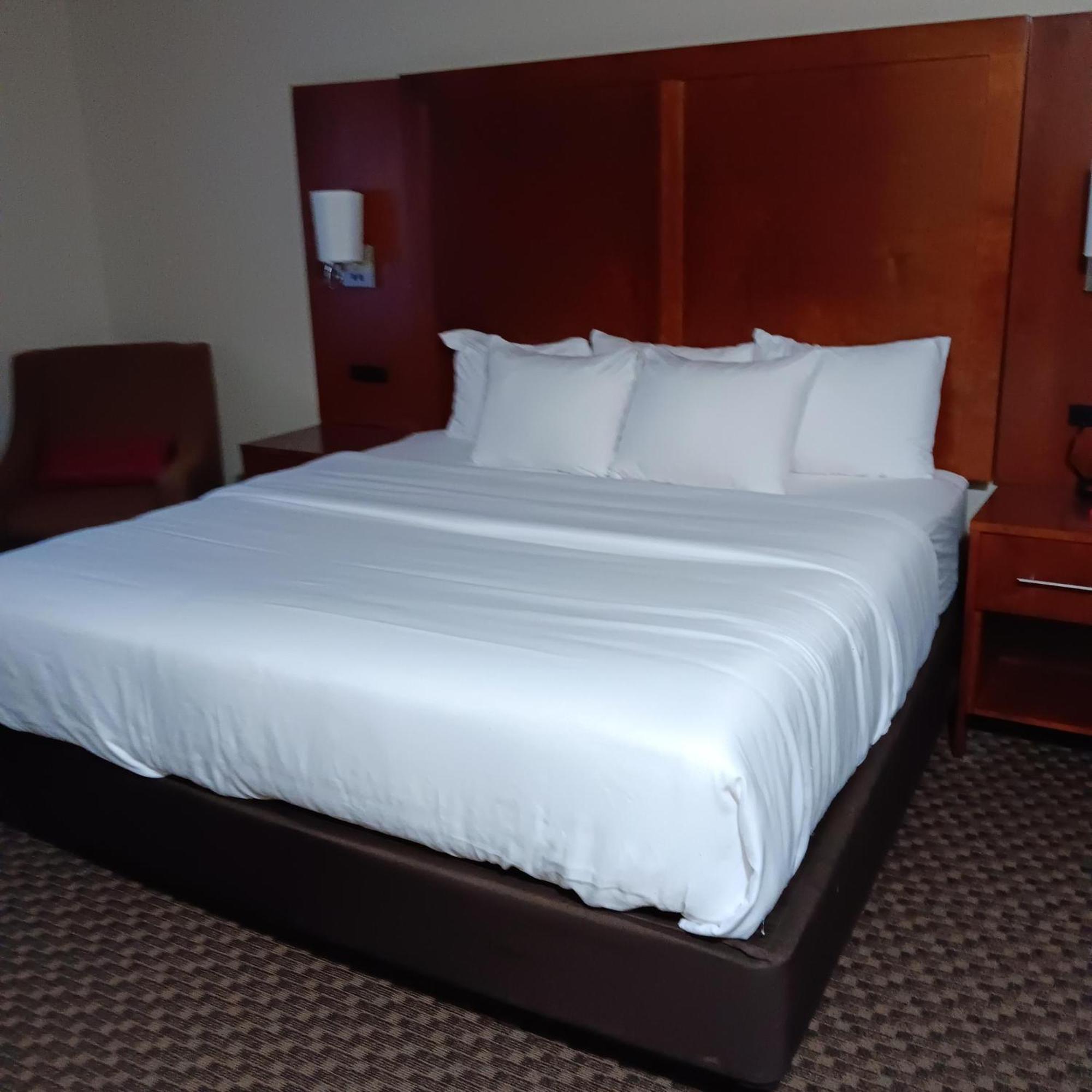 Comfort Inn & Suites Sterling Bagian luar foto