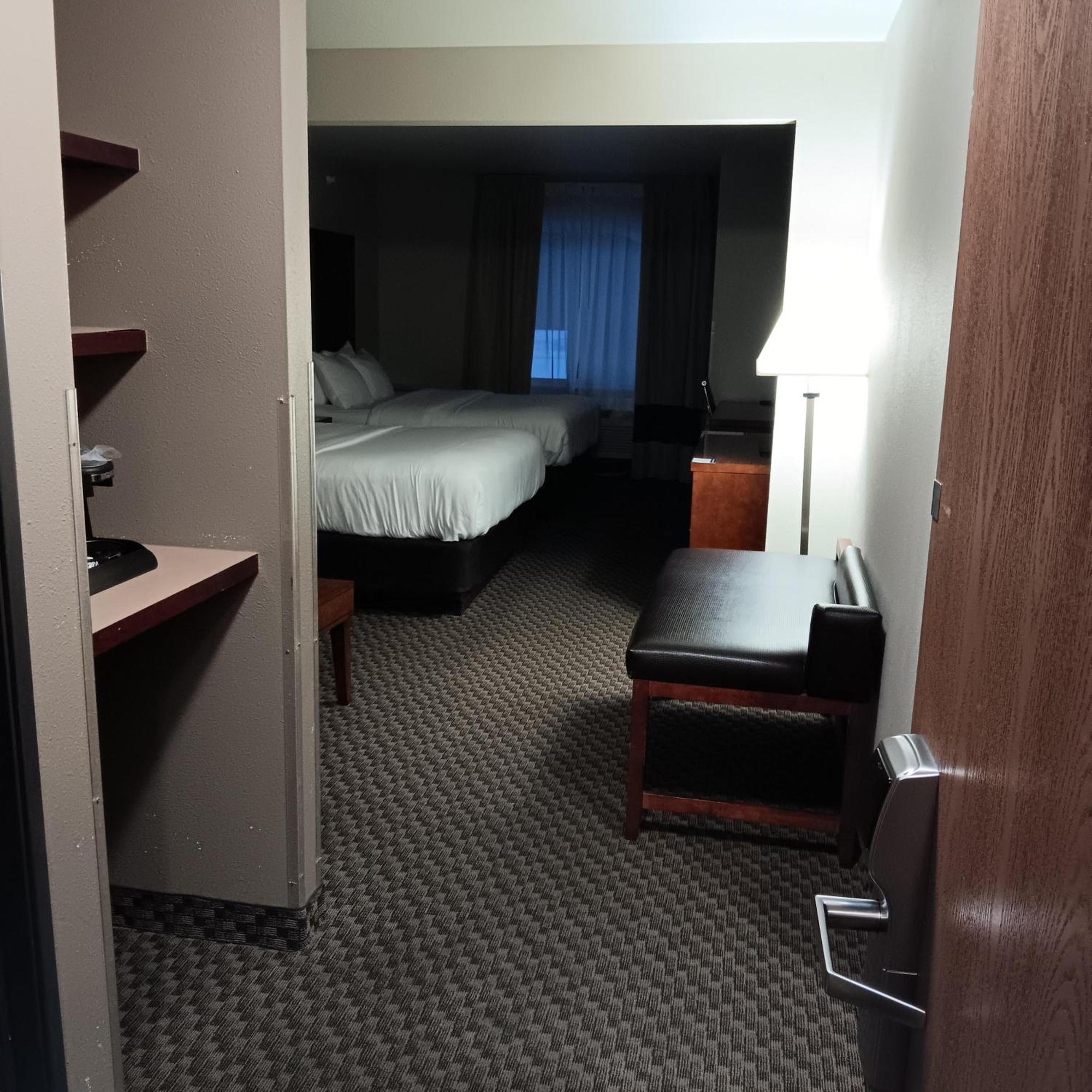Comfort Inn & Suites Sterling Bagian luar foto