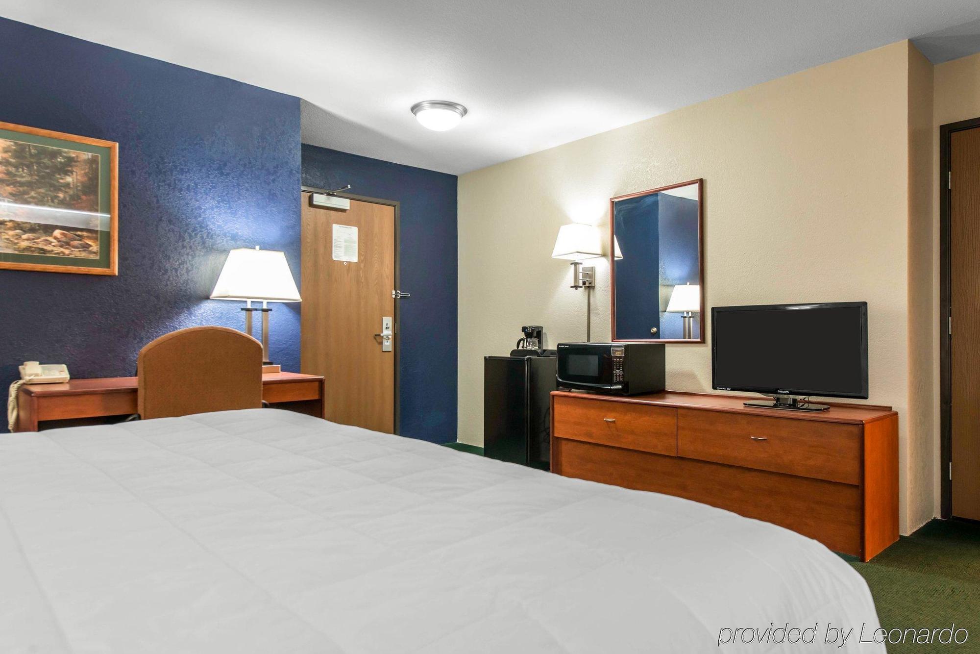 Comfort Inn & Suites Sterling Bagian luar foto